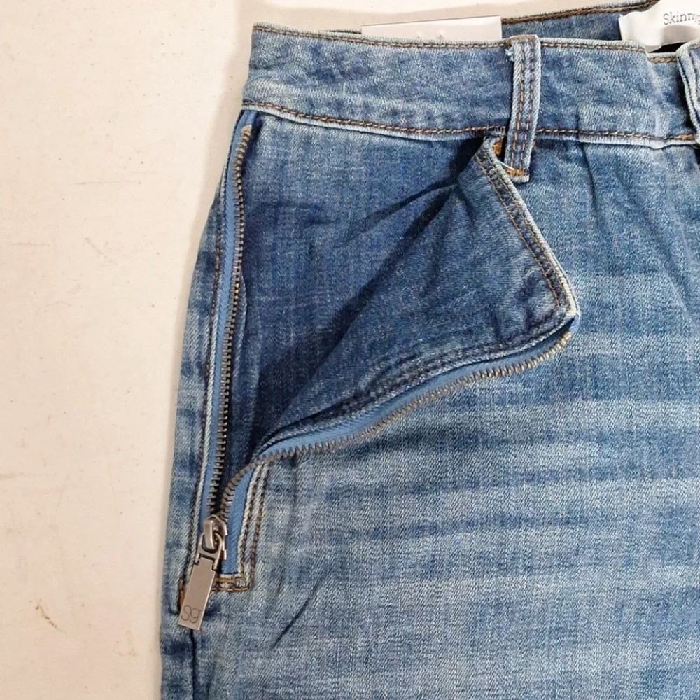 NWT Skinny Girl Cheryl Denim Jogger Jeans
Mid-Rise skinnygirl - Picture 6 of 11